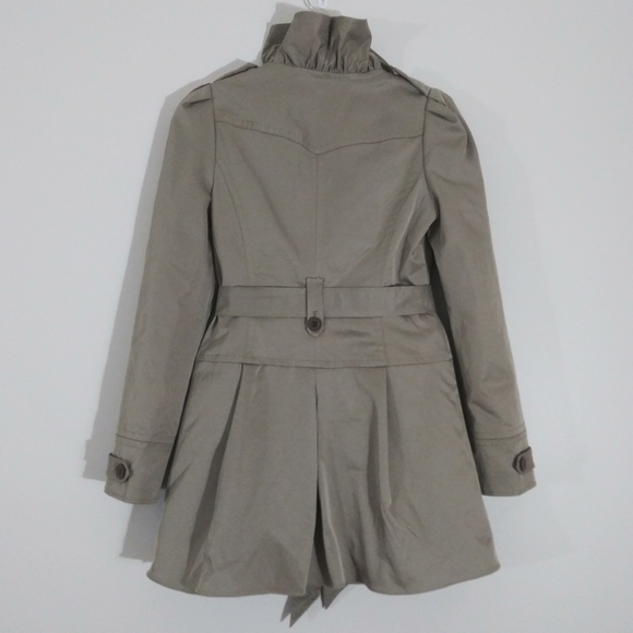 idra (anthropologie) Clinton trench w/ruffles - Picture 6 of 8